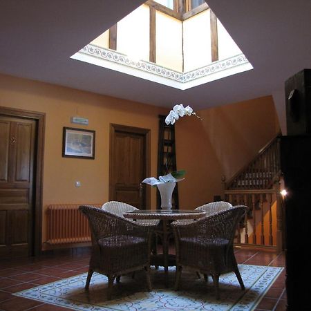 Hostal Rural Huartearena Iza エクステリア 写真